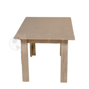 Mesa infantil de madera y fibrofácil